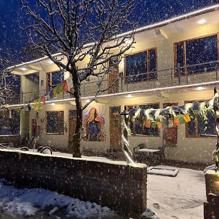 Shalom Guesthouse And Cafe Kalgha Exterior foto